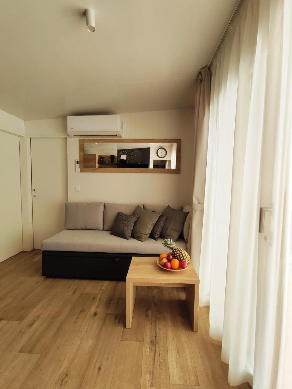 Mobile Home Kala Биоград-на-Мору Экстерьер фото